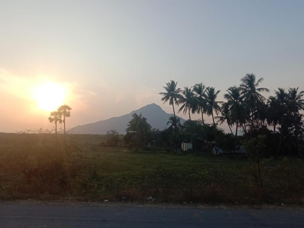 Sri Shankaraa Guest House Tiruvannāmalai 외부 사진